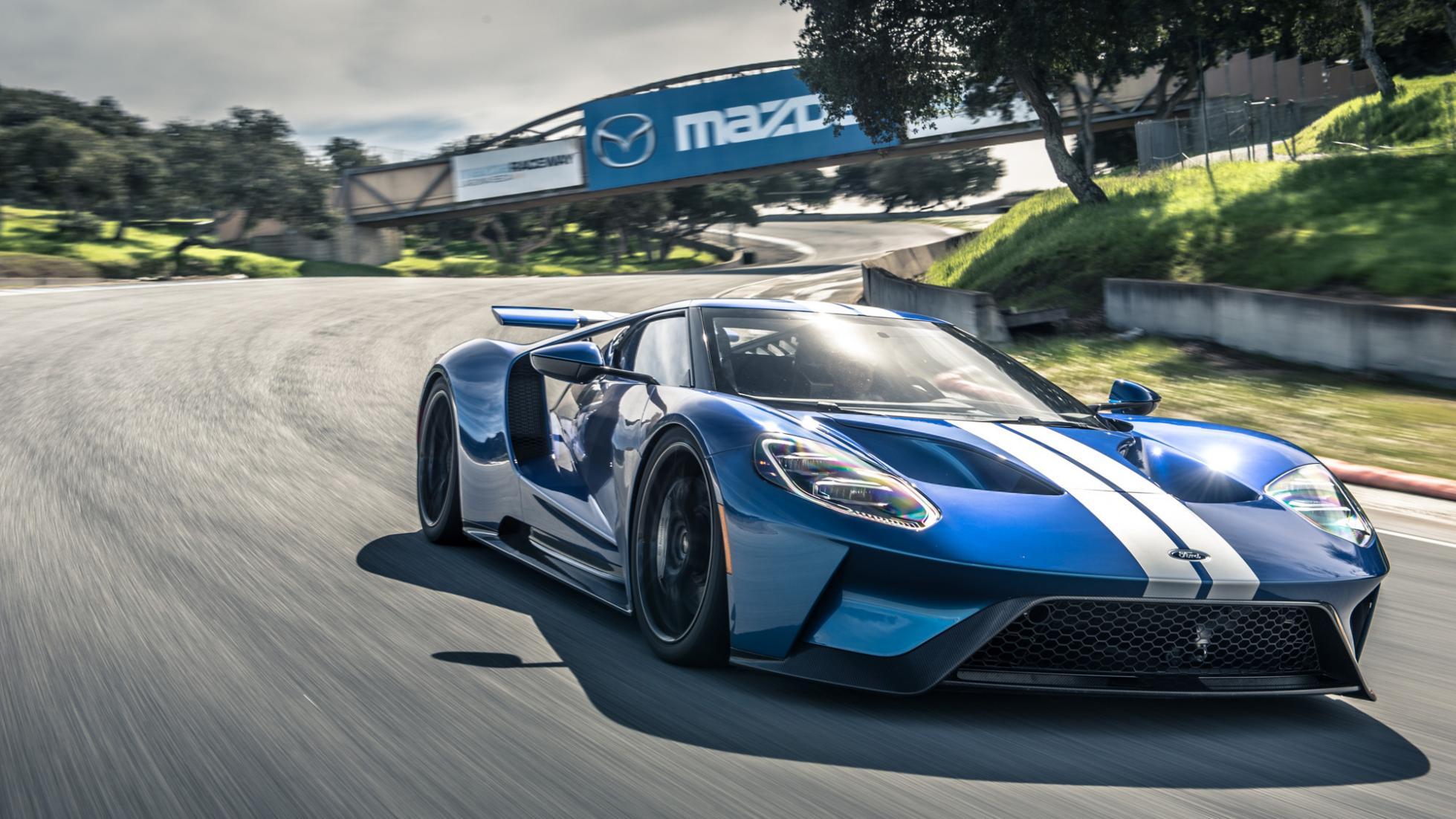 4. Ford GT superfast nose-lift