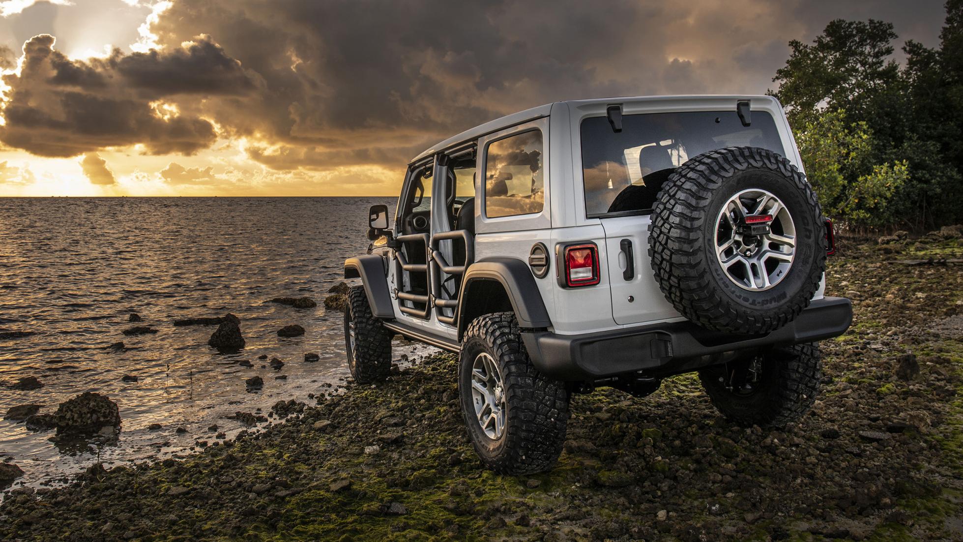 These special edition Jeeps celebrate the city of Miami