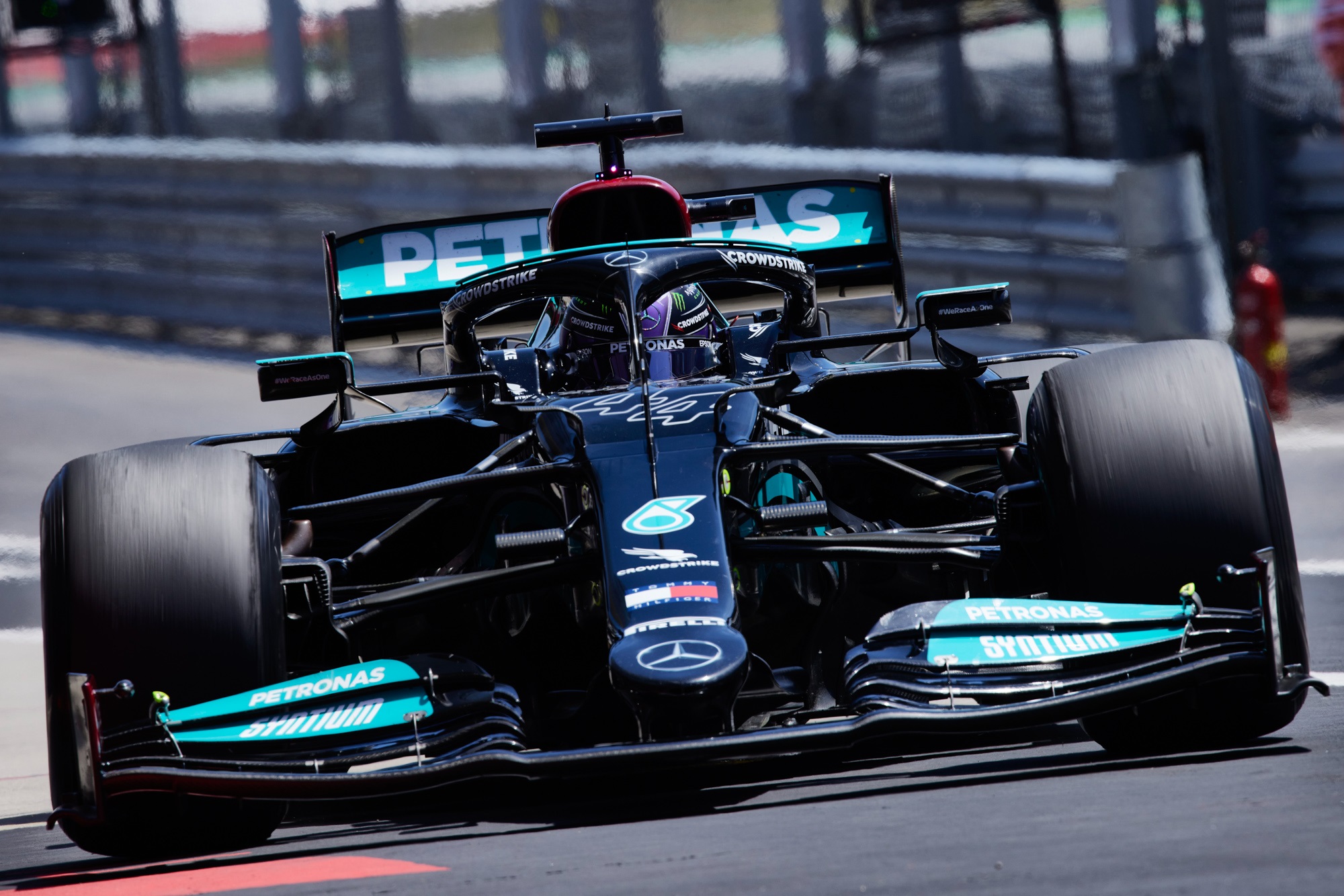 Lewis Hamilton Mercedes-AMG Petronas F1 car